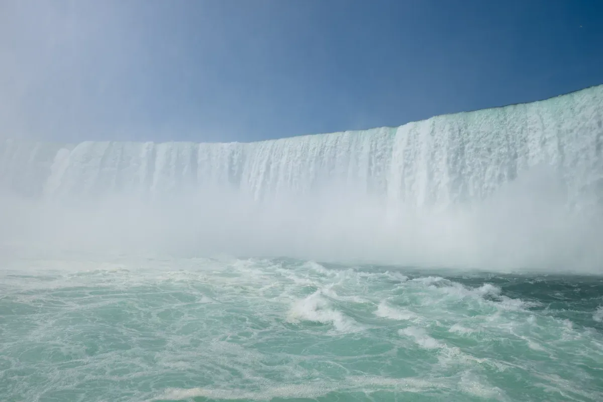 Mist over the Horseshoe Falls on a Niagara Falls tour from Toronto
